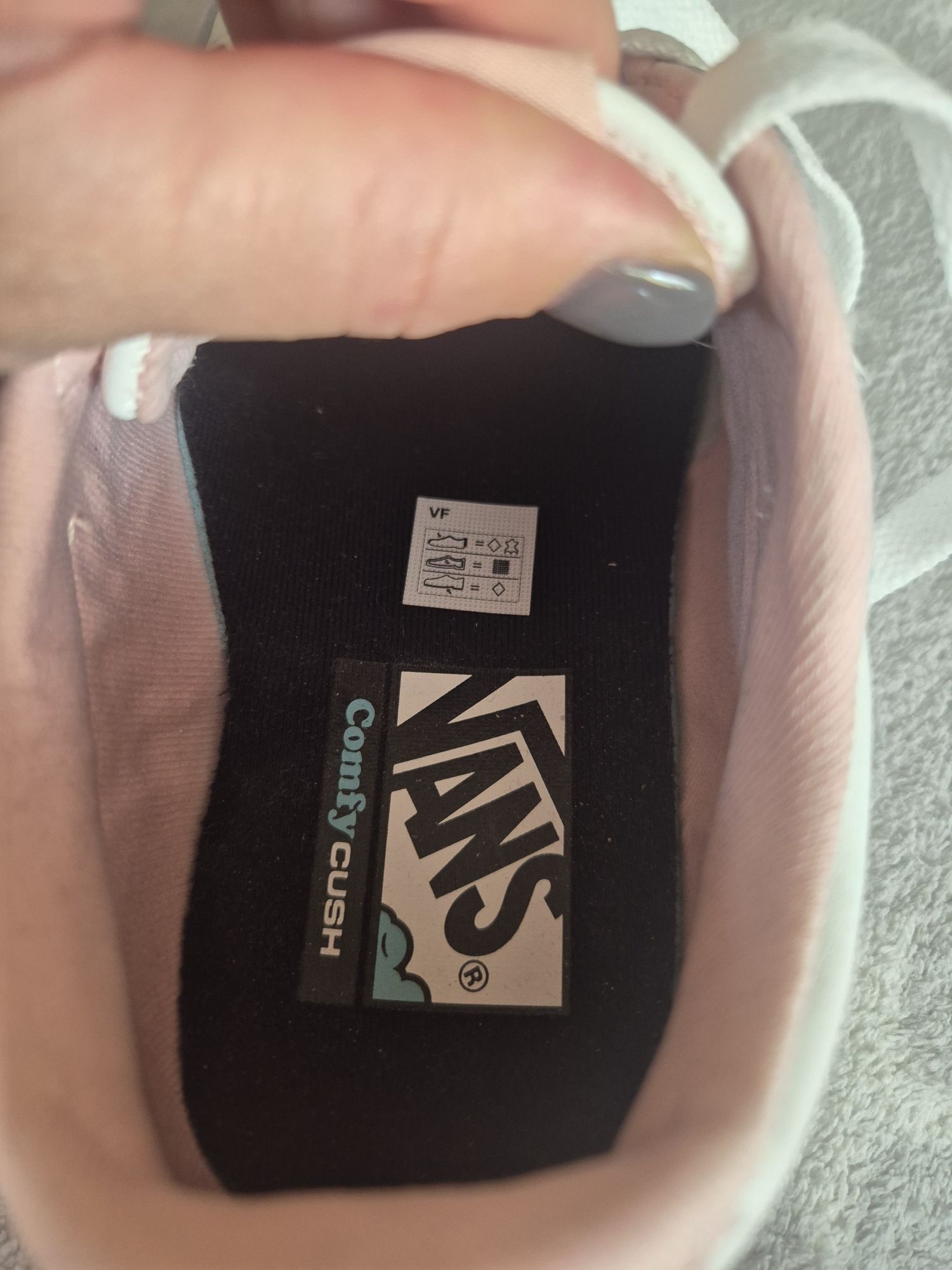 Vans  lowland cc UK 5.5 38.5р 24.5 см