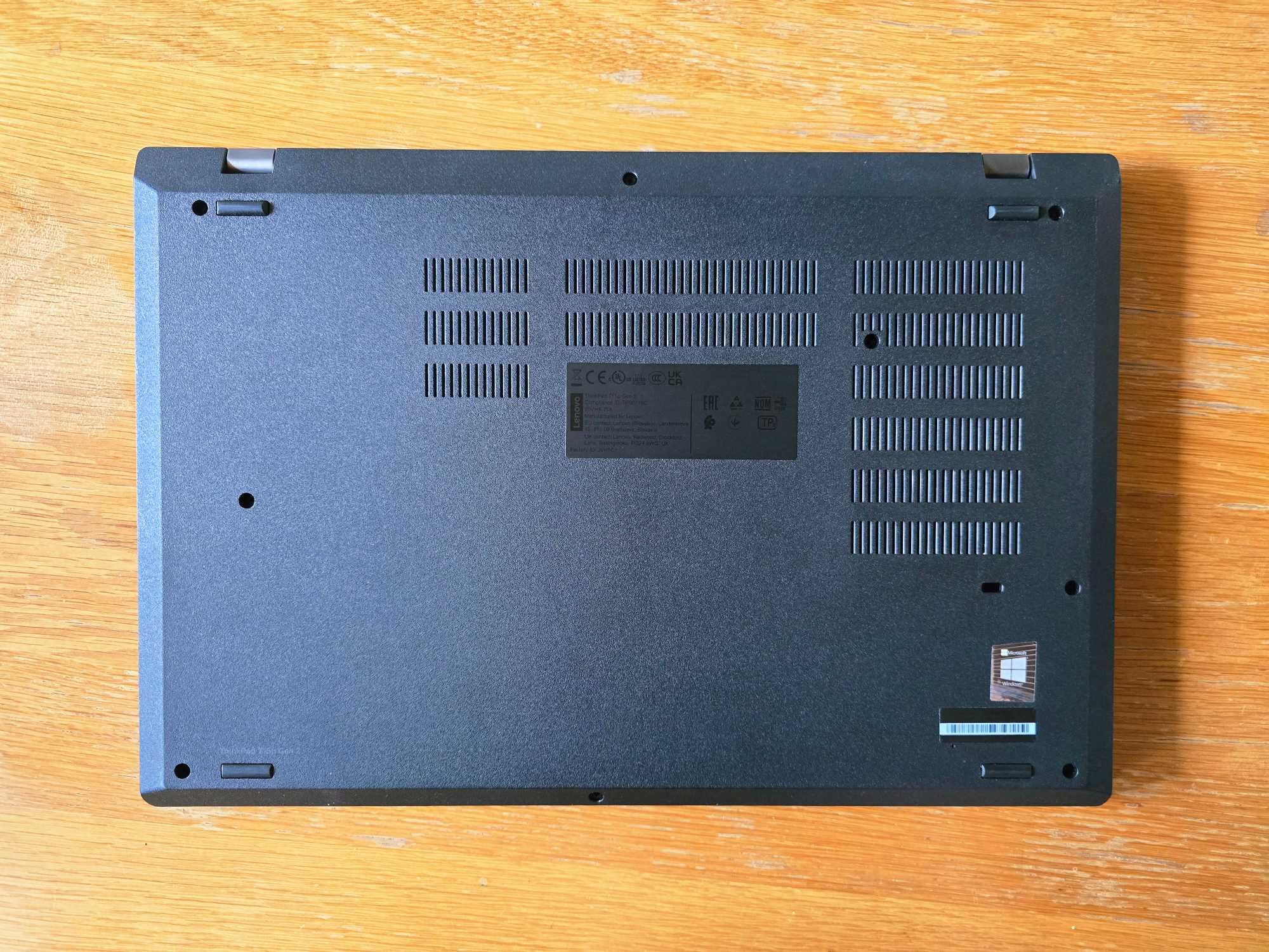ПОТУЖНИЙ Lenovo T15p Gen.2 i7-11850H | 32GB DDR4 | GTX 1650 4GB | 512G