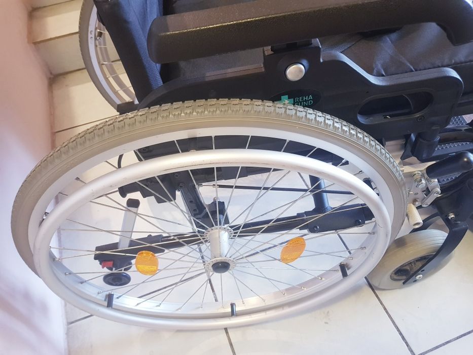 Aluminiowy wózek inwalidzki Rehafund Cruiser Active 2