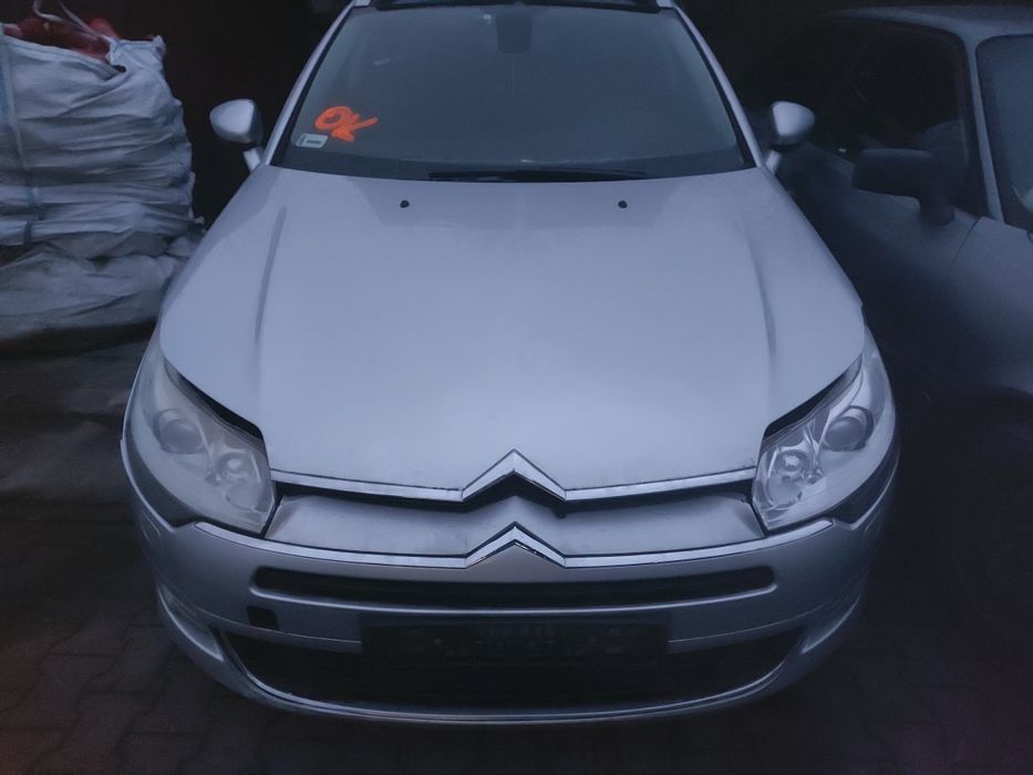 Cały na Czesci Citroen C5 2010r Ładny Lampy Xenon Drzwi maska