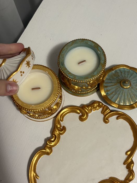 Свічка в гіпсовому підсвічнику