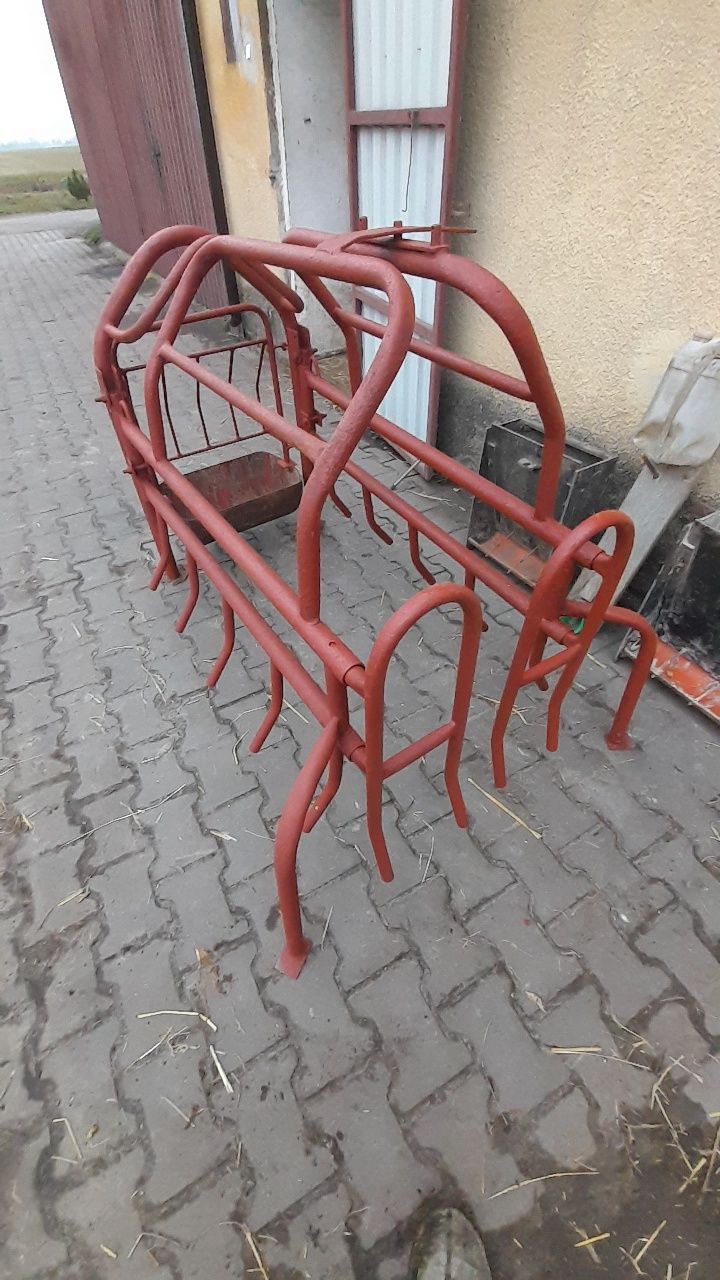 Karmiki pcv dla prosiąt i poidełka