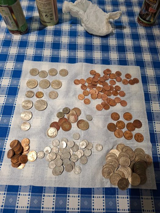 Muitas moedas antigas