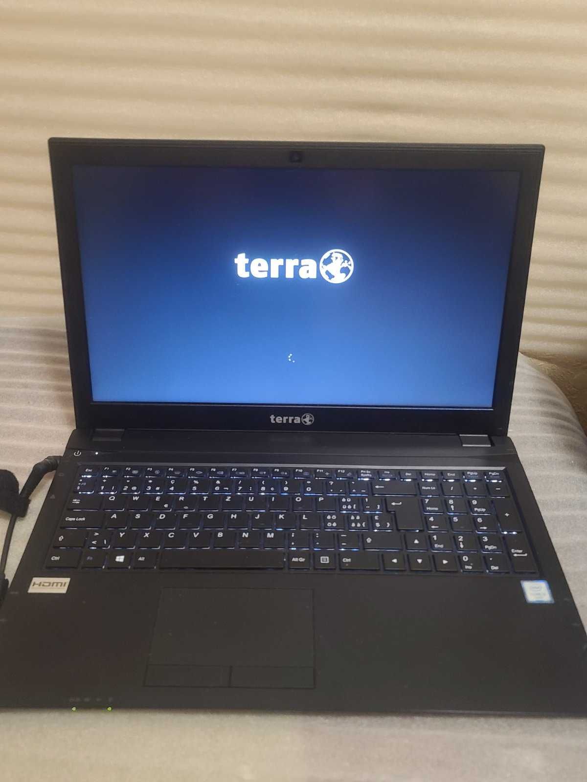 Бизнес ноутбук Terra Mobile 15.6" 1515 i3 7100u 8GB 2400MHz HDD+SSD