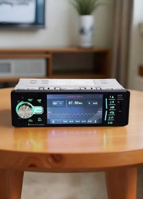 Автомагнітола з сенсорним екраном 4,1 bluetooth usb fm