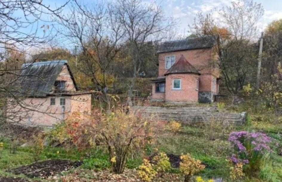 Продаж дачі у тихому місці Високого, в садовому товаристві.