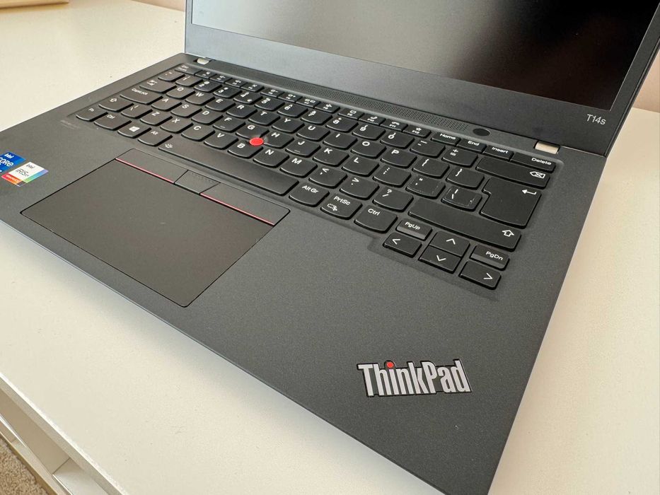 ThinkPad T14S, Intel Core i7-1185G7 32GB, 512GB SSD