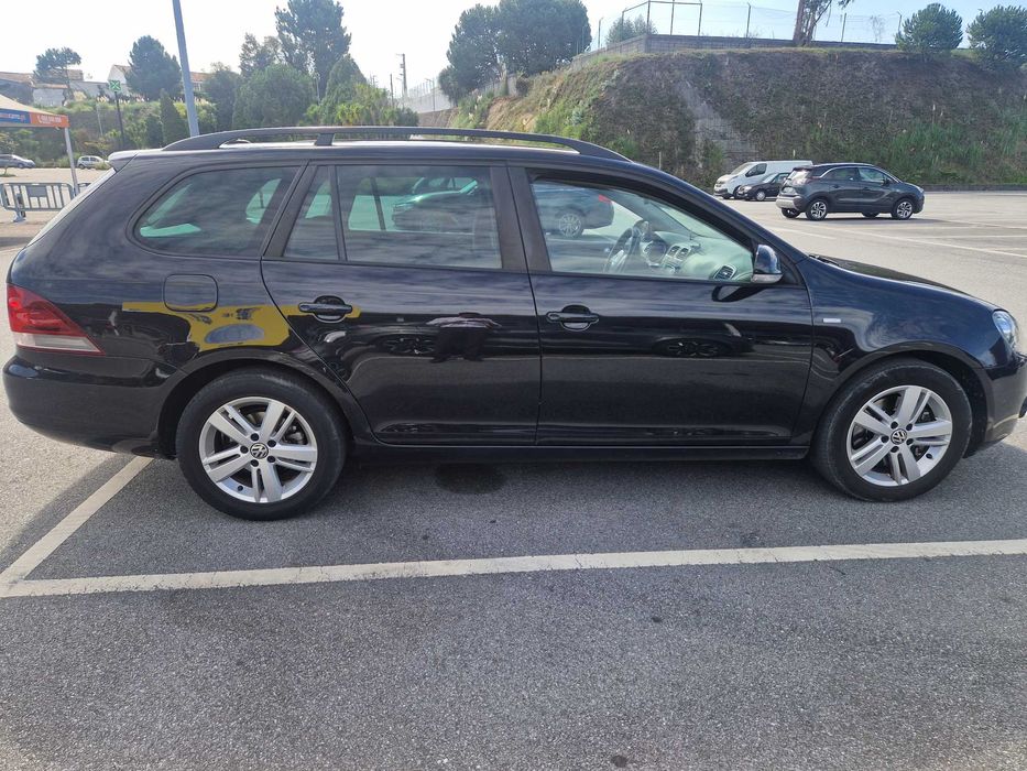Vende-se VW Golf Variant Match 2.0 – 2012 – Excelente Estado!