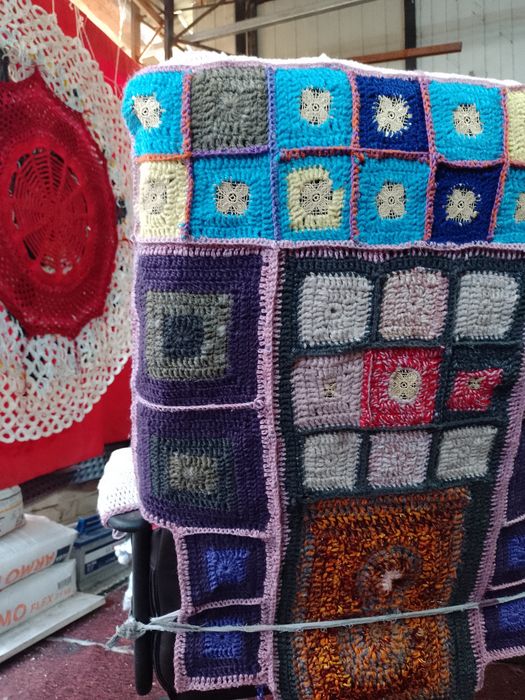 Чохол на крісло офісне велике в'язаний з акрилових ниток