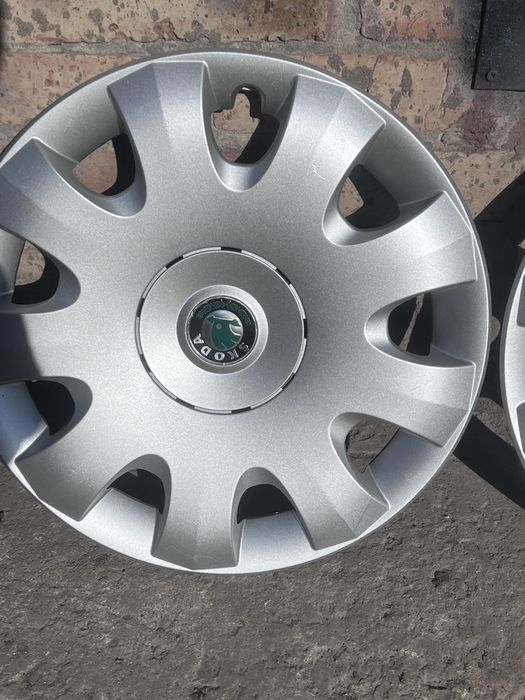 Колпакі шкода R15 комплект оригінал