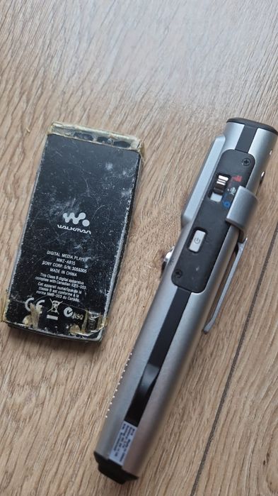 Sony nwz-a815 walkmana oraz dyktafon z kamerą uszkodzone