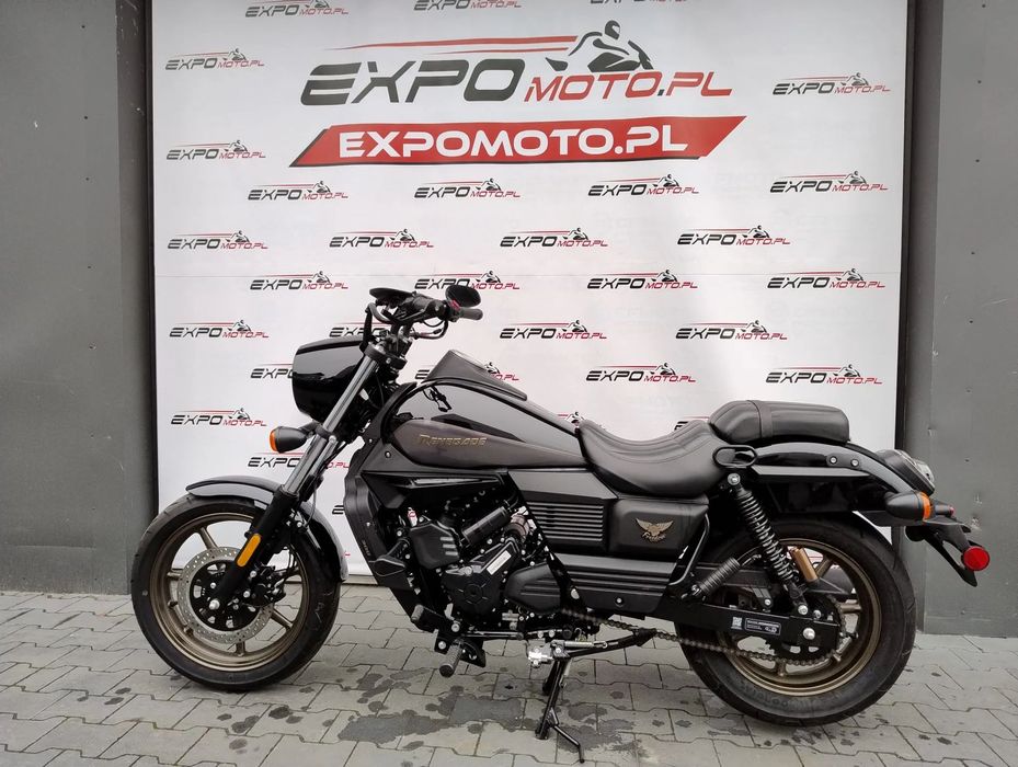 UM Renegade Freedom UM RENEGADE FREEDOM 300 • Custom Cruiser • ABS • 6 biegów • EXPOmoto