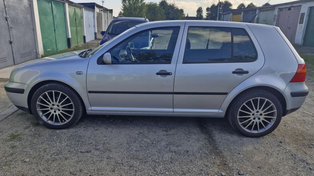 Volkswagen Golf 4