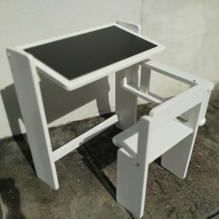 Antiga secretária dobrável infantil / criança