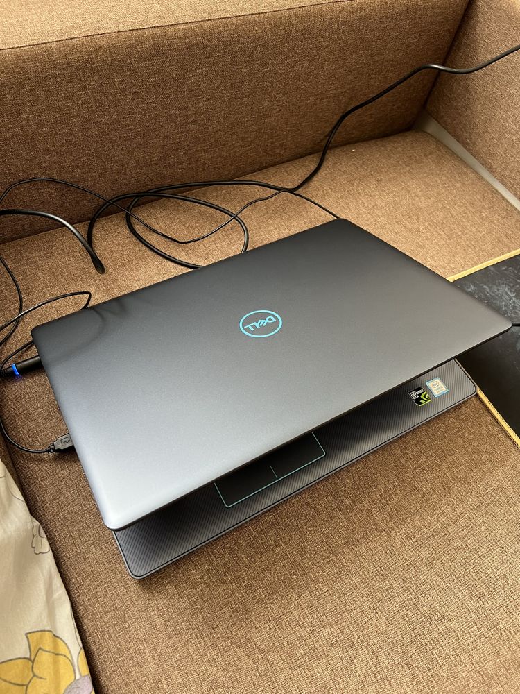 Ігровий ноутбук Dell G3 3579 (Core i5, NVIDIA GF GTX1050TI 4GB, SSD)