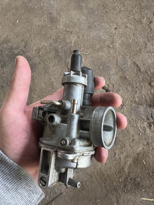 Не дорого запчастинина yamaha jog36,пластик на хонду 62,68,27,28,34!