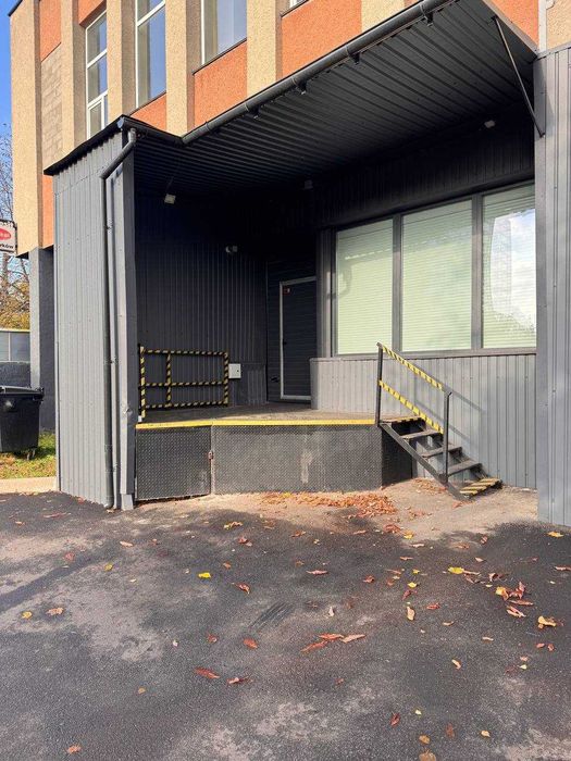 Продається комерційне приміщення в центрі міста