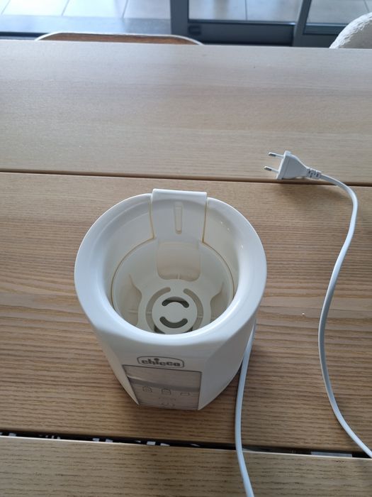 Esterilizador de biberoes + aquecedor de biberoes e papas