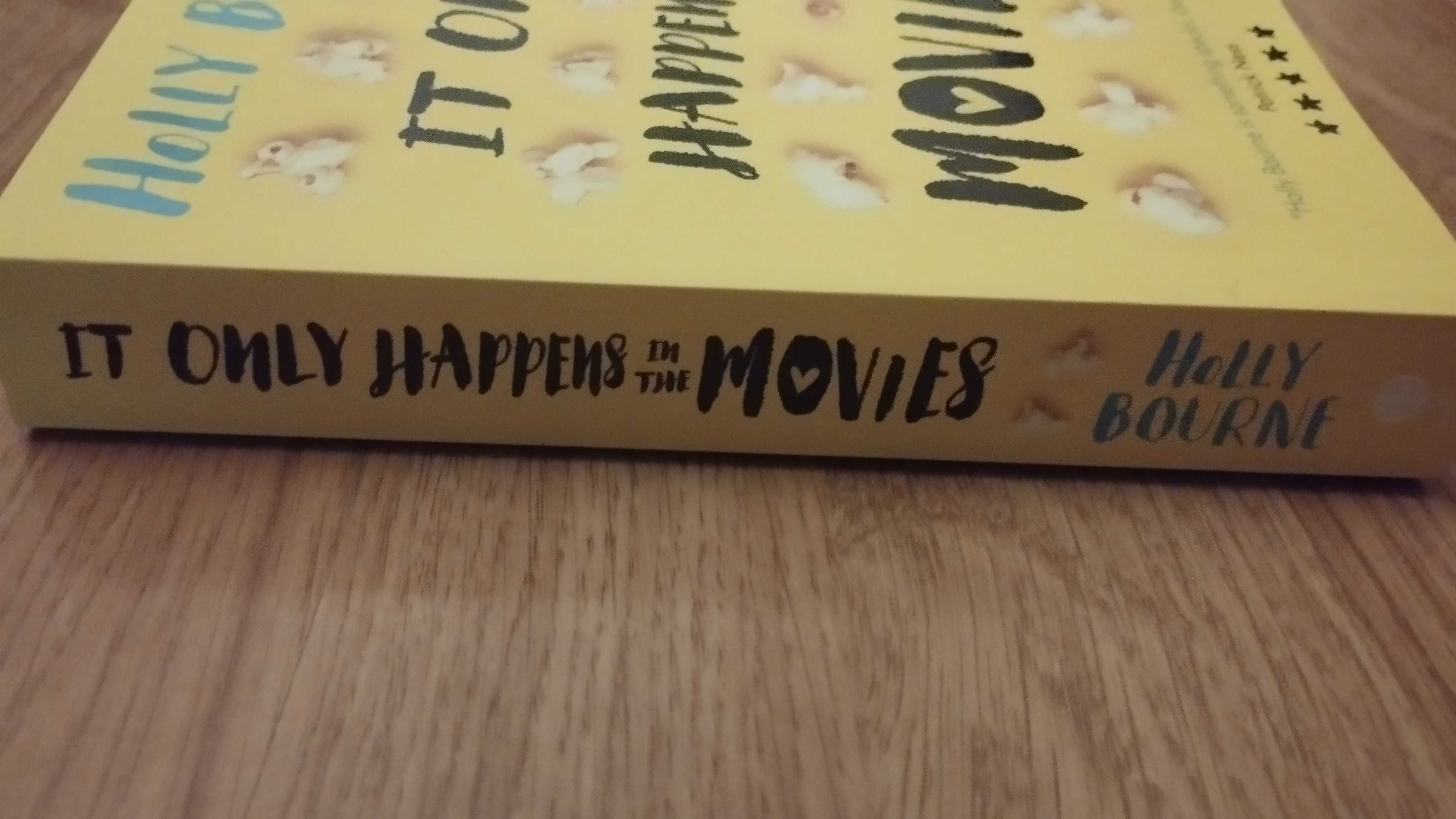 Livro Inglês It Only Happens In The Movies de Holly Bourne