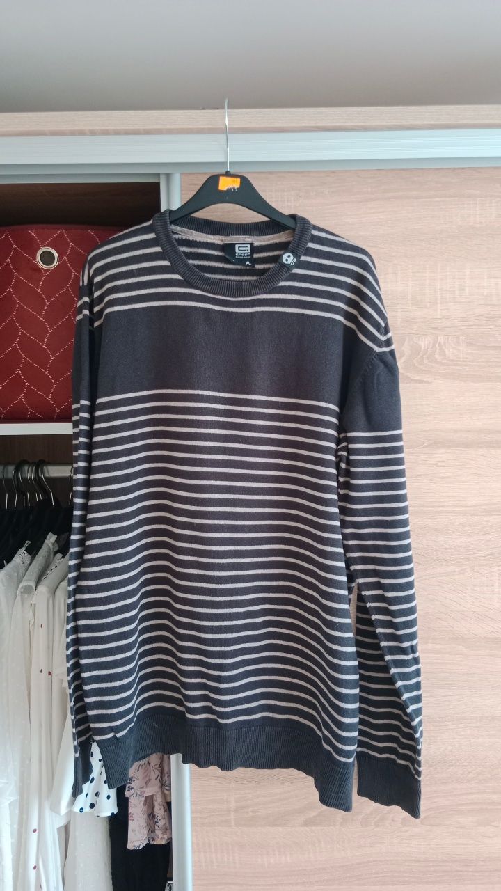 Sweter męski w paski Cropp xl