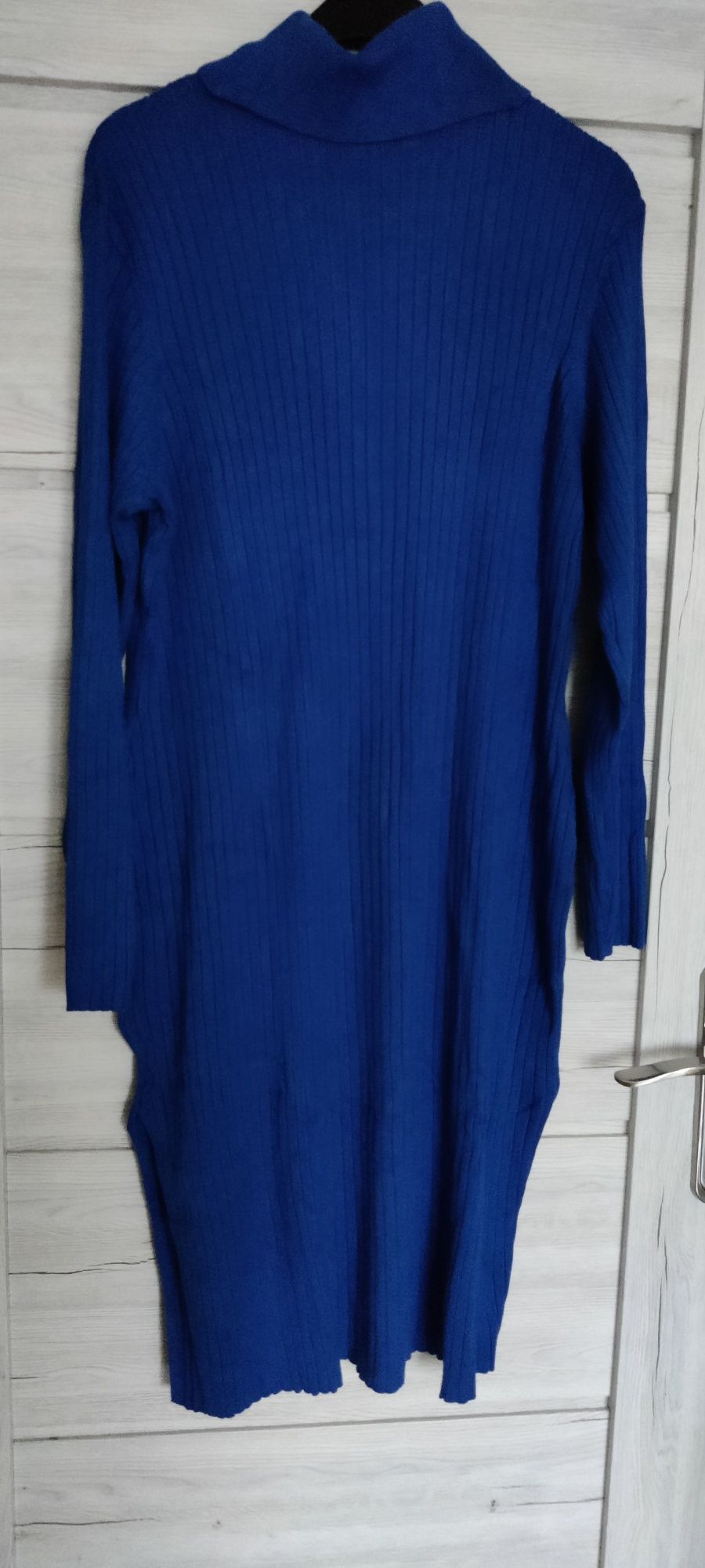 Dzianinowa sukienka z golfem Bonprix 44/46 plus size