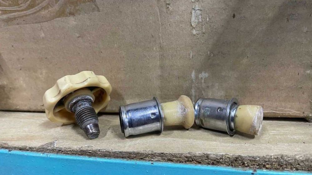 ручки сиденье оригинал газ 21 бу