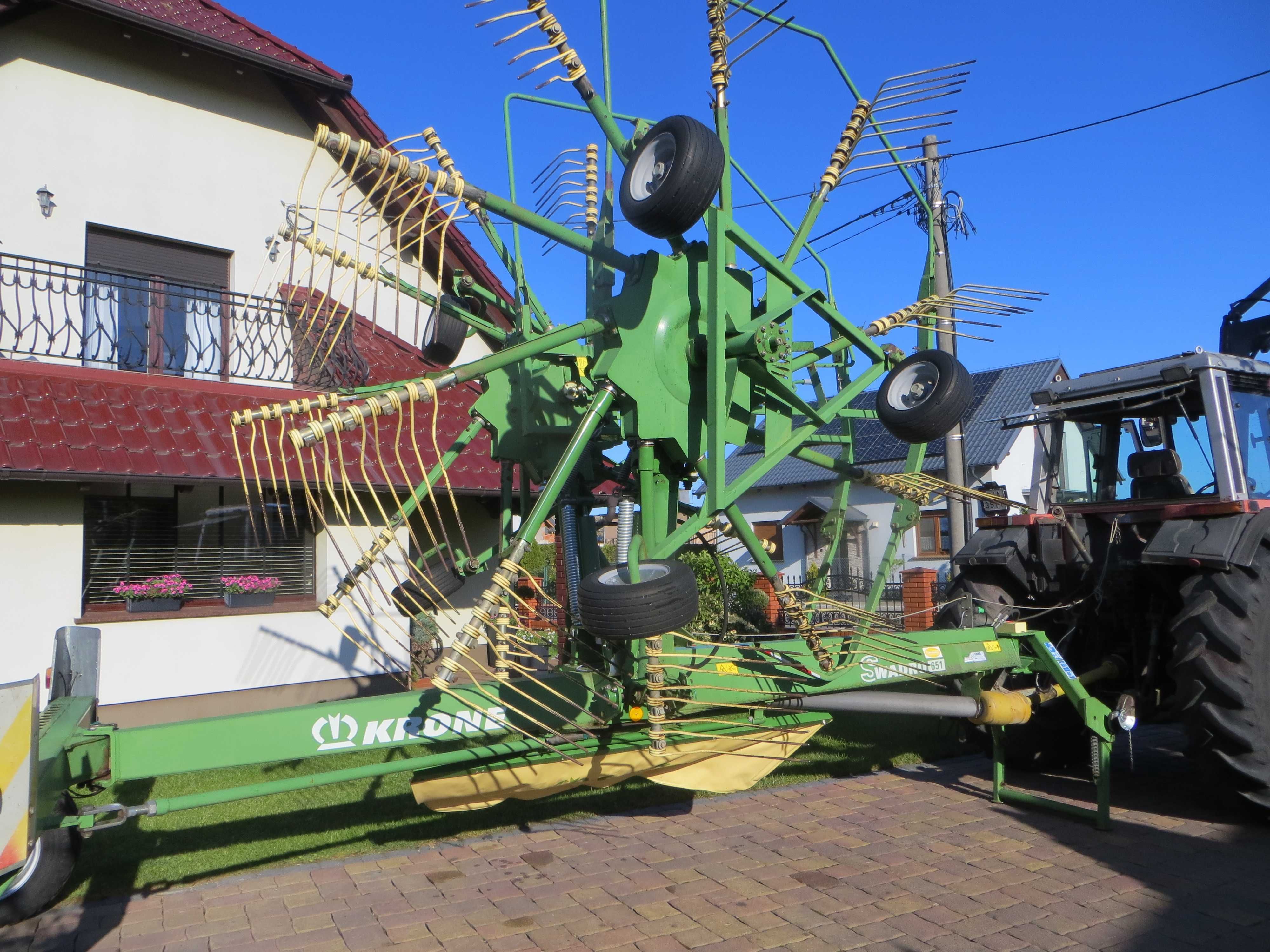 Zgrabiarka KRONE Swadro 651