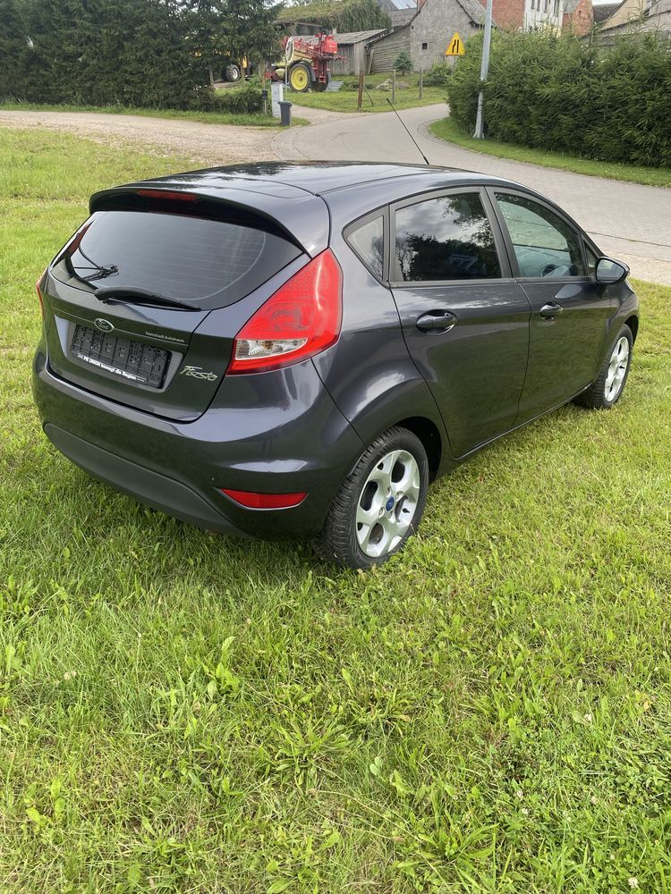 Ford fiesta 1,25 benzyna ładna sprowadzona