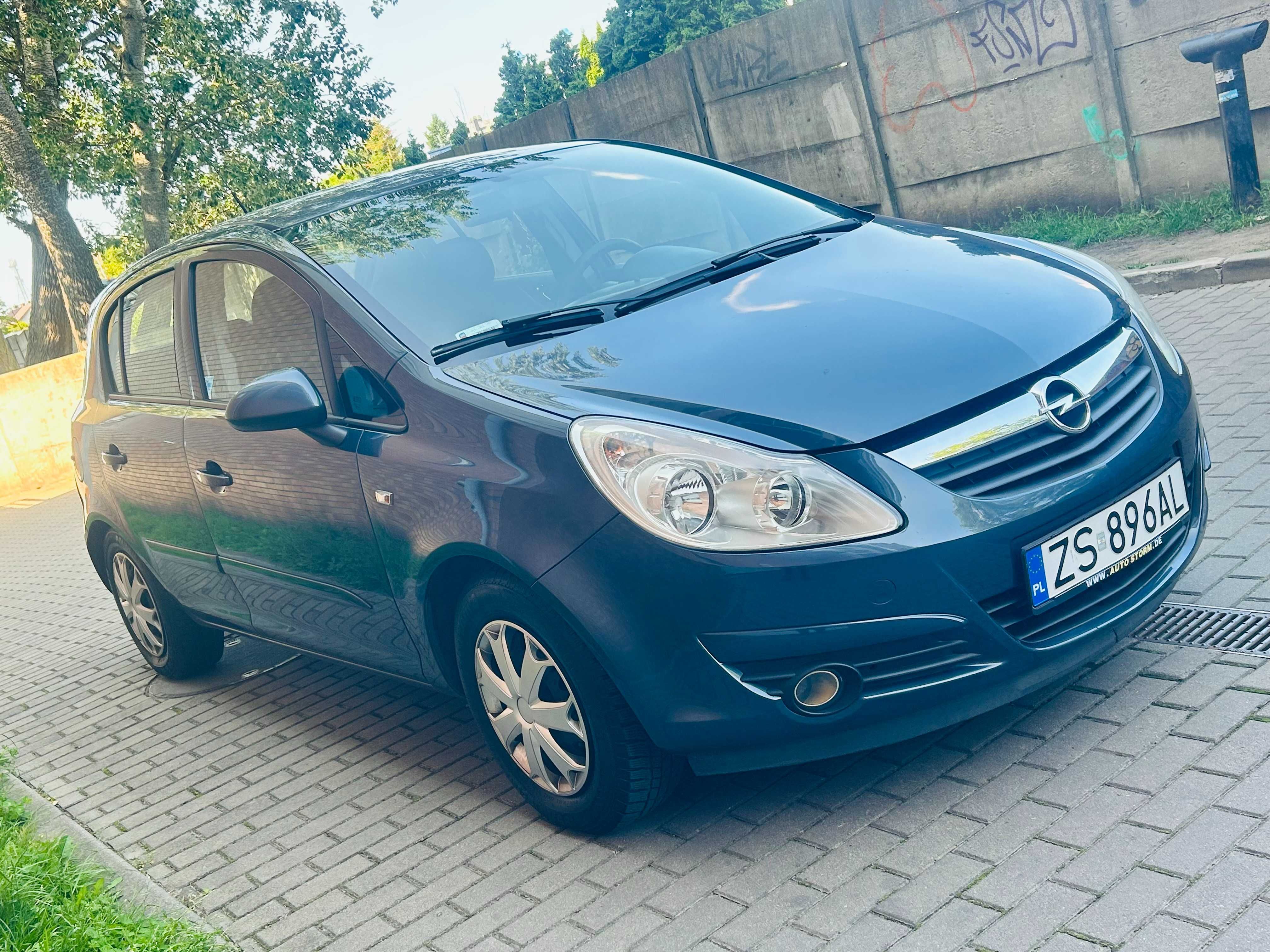 Opel Corsa D 1.0 benzyna Stan Dobry ! Warto !