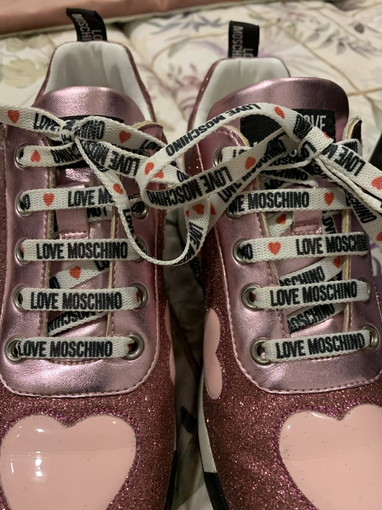 Sapatilhas Love Moschino