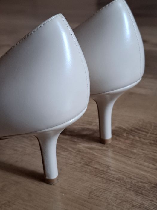 Туфлі H&M бежеві, 39 розмір.