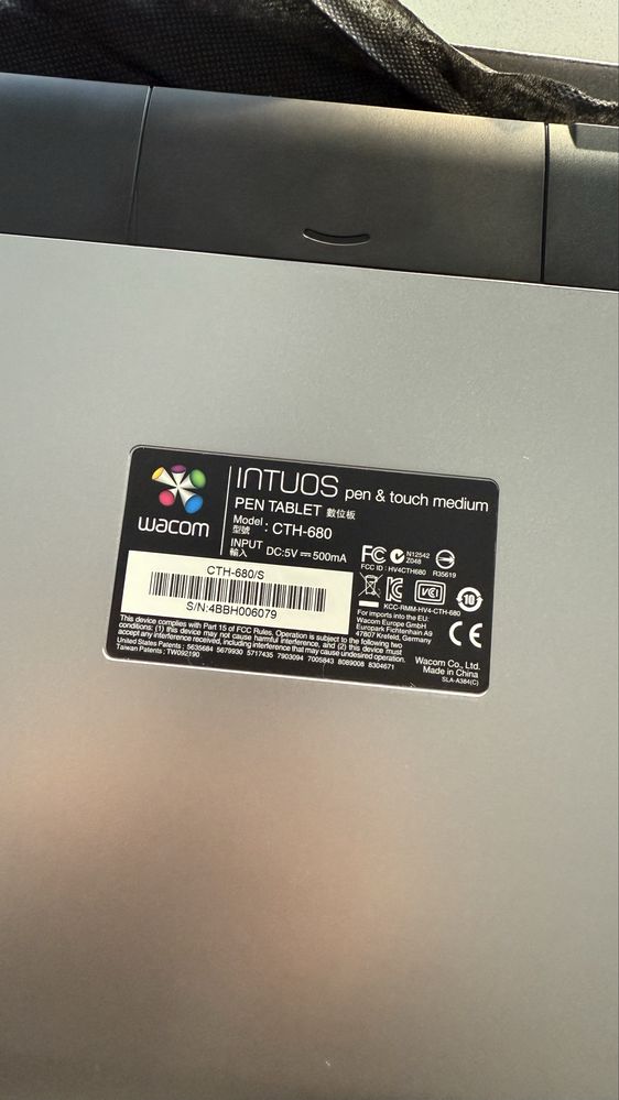 Mesa Wacom Intuos Pen & Touch Tablet (Medium)