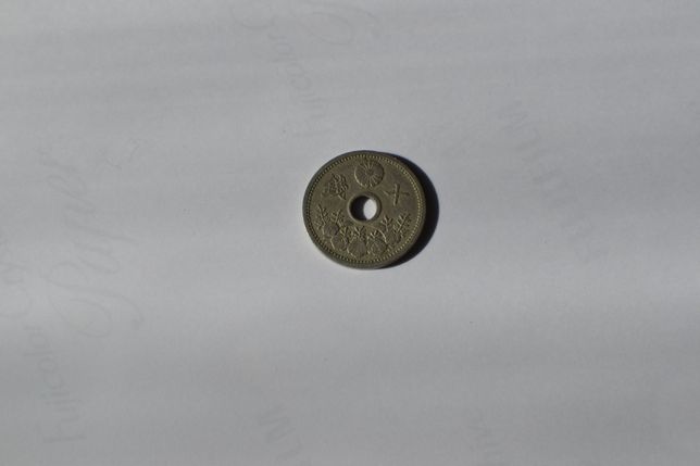Рідкісна японська монета 10 сен (1928 р.)