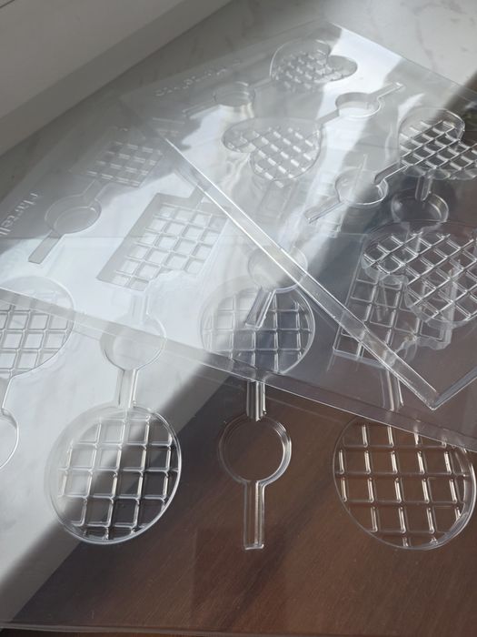 Полікарбонатні форми для шоколаду