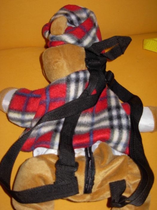 Mochila e Peluche ursinho