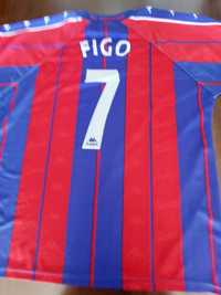 Camisola de futebol do Barcelona autografada pelo Luis Figo
