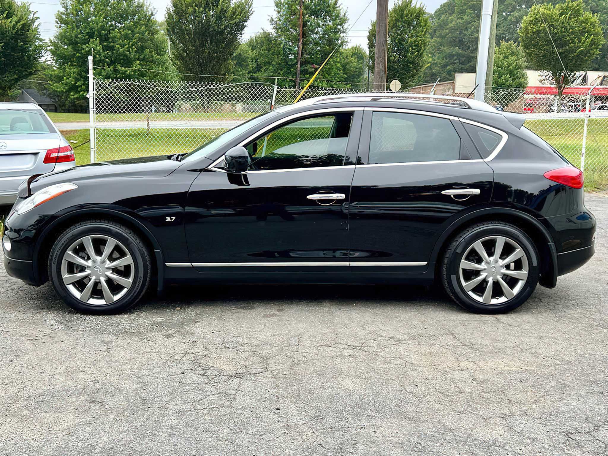 Infiniti Qx50      2014