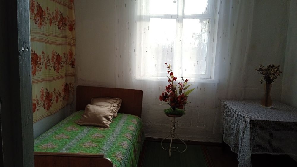 Продам будинок з ділянкою
