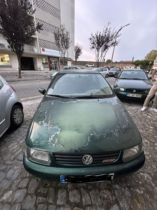 Carro antigo , mas valente. Motor funcionando direitinho.