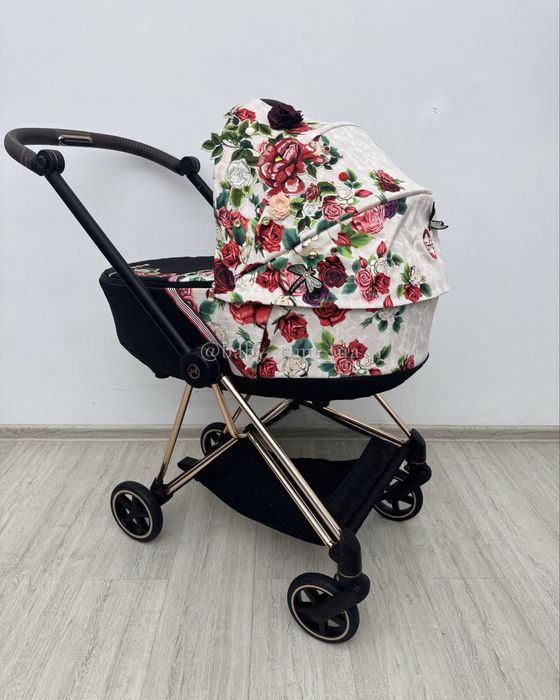 Cybex Mioa 4.0 Spring Blossom коляска Сайбекс Міос