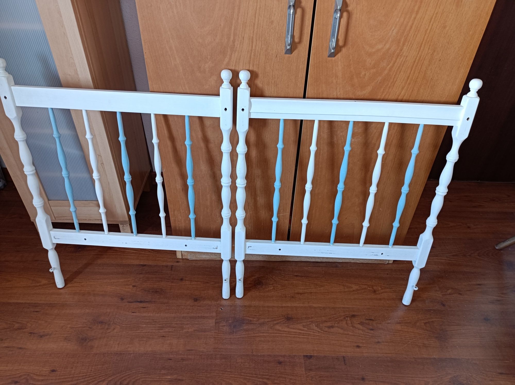 Cama de Bebé impecável com colchão