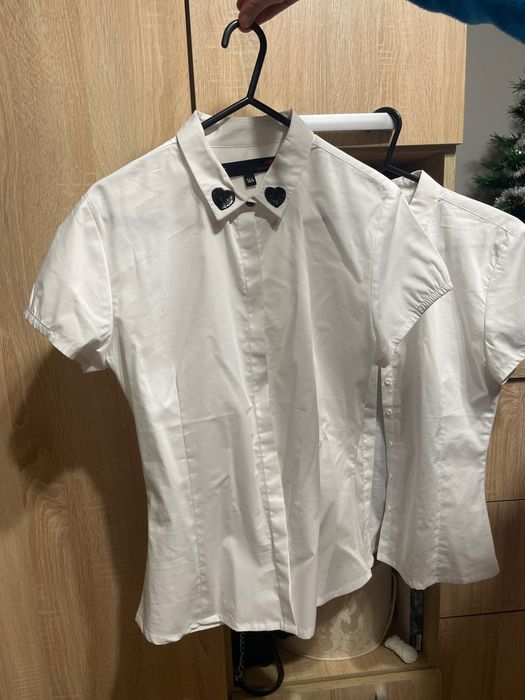 Wizytowe koszule dla bliźniaczek