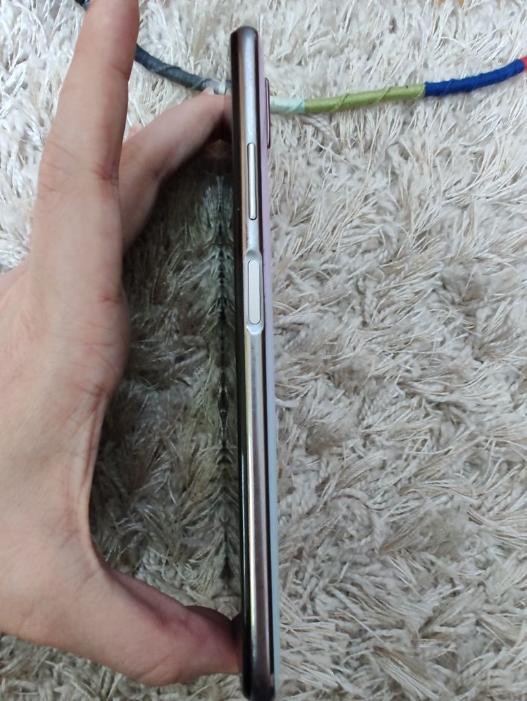 Huawei P40 lite + 2 etui