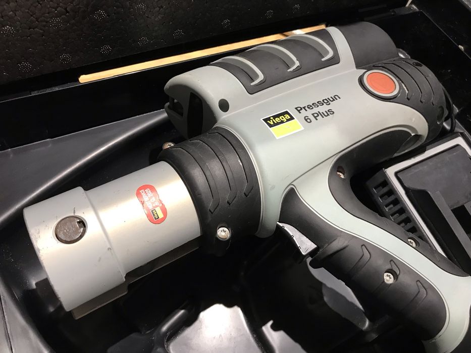 Viega Pressgun 6 Plus zaciskarka akumulatorowa, stan BDB.