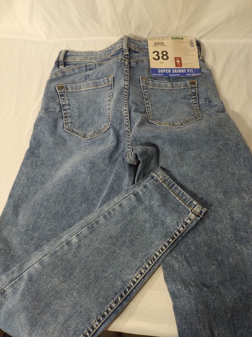 Spodnie damskie r 38 super skinny fit