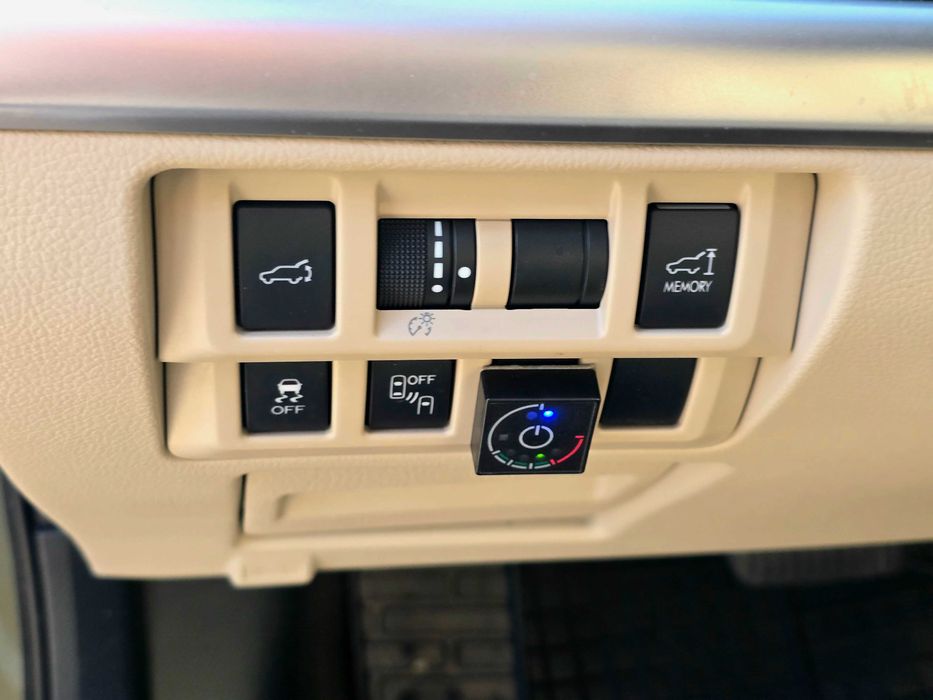 Subaru Outback 2014г.в. 2.5 газ-бебнзин, полный привод