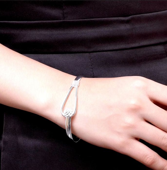 Srebrna Bransoletka - Kwiatuszek - pr.925