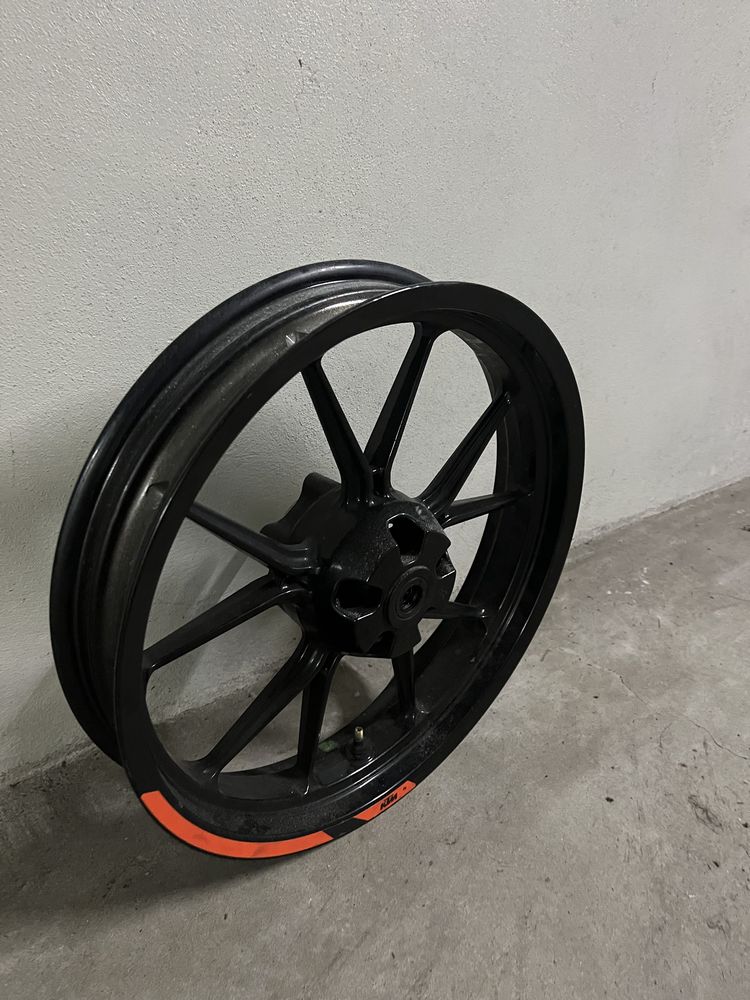 Jante Ktm duke 125