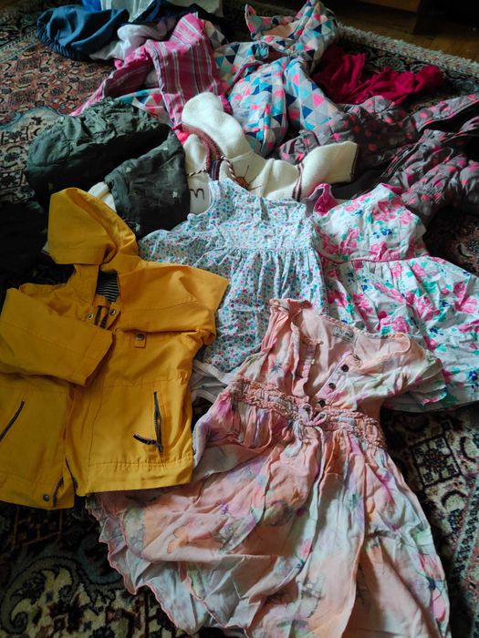 Paka ubrań dla dziewczynki. r.86-92