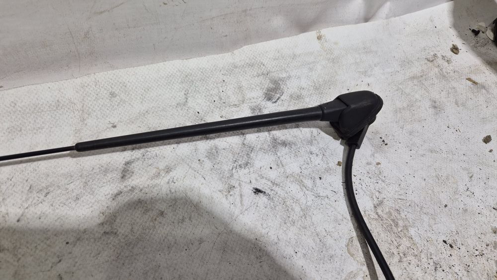 Antena dachowa nv200 nissan renault bdb stanie oryginał